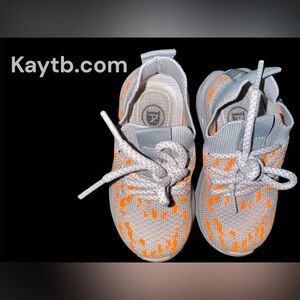 Gray and Orange Toddler Low-Top Sneakers with Geometric Design